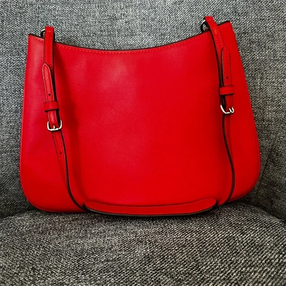Coach Vibrant Red Shoulder Bag - Picture 2 of 9